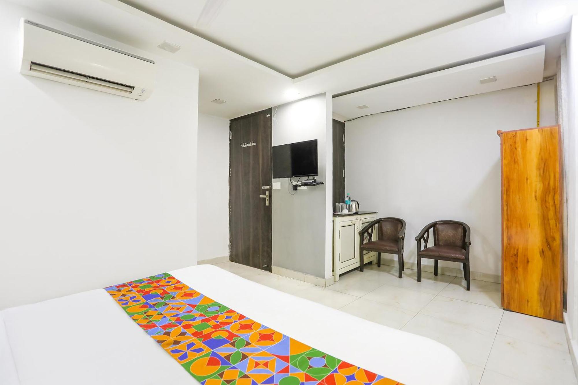 Fabexpress The Arrow Hotel New Delhi Eksteriør billede