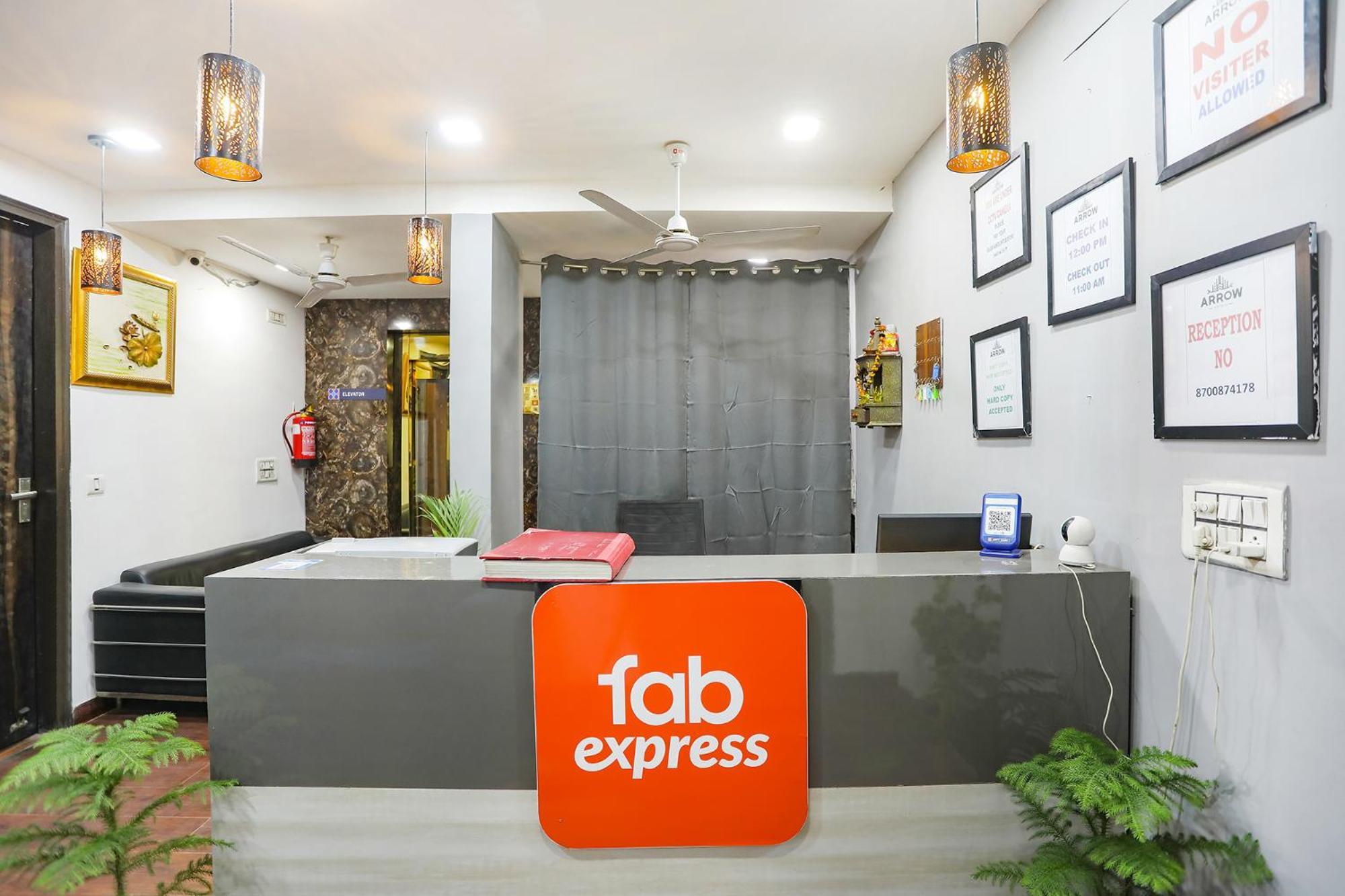 Fabexpress The Arrow Hotel New Delhi Eksteriør billede